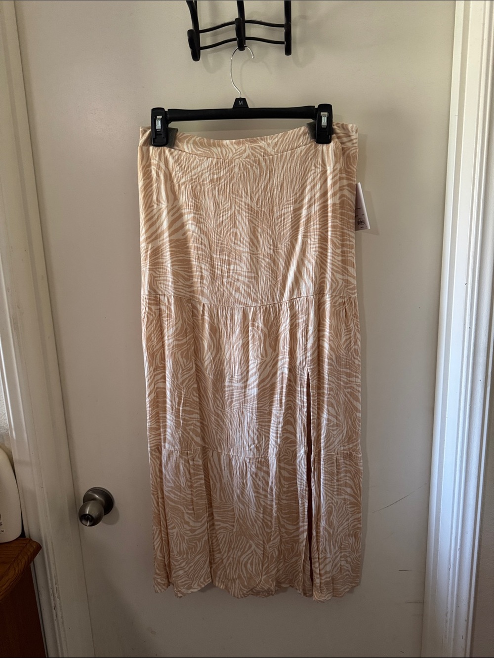 Nine West Cream & White Patterned Maxi Skirt